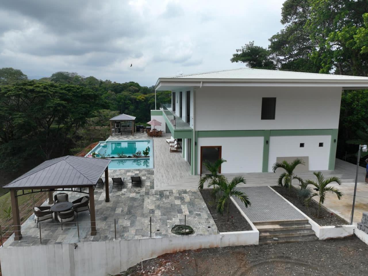 Villa Laura Mountain House à Naranjito Extérieur photo